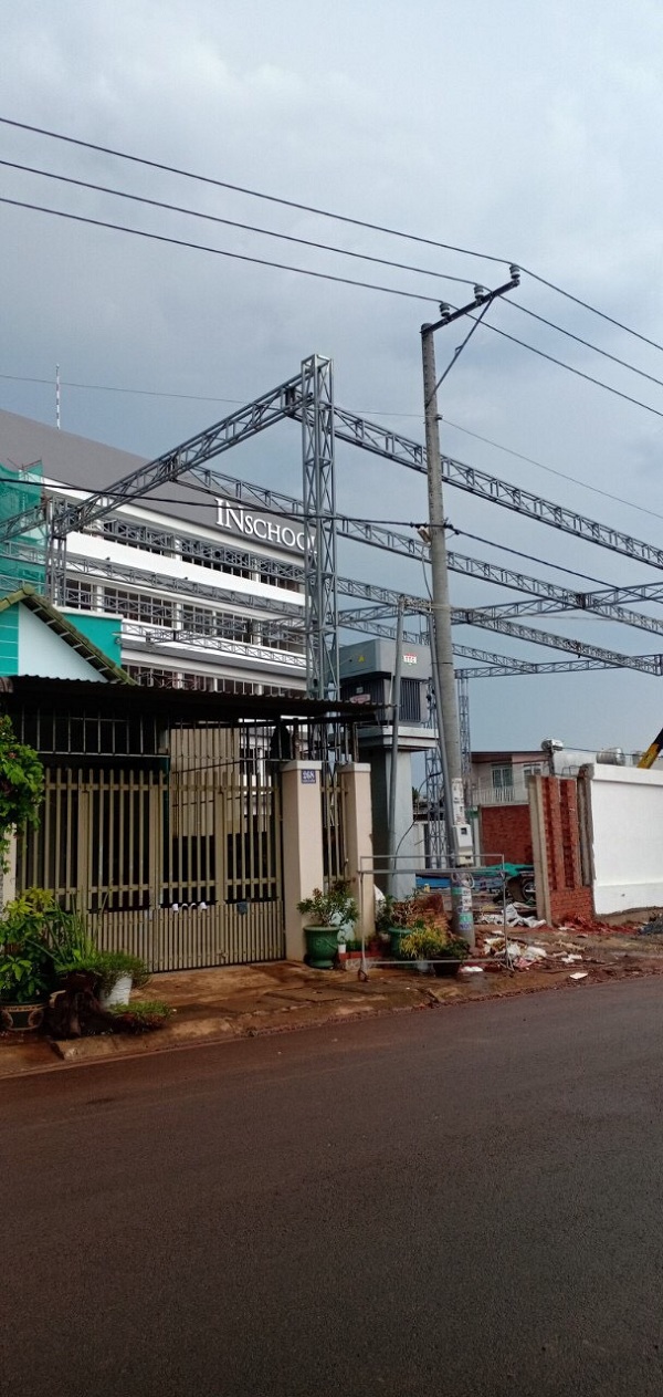 lap-dat-mai-xep-quan-tan-phu-3