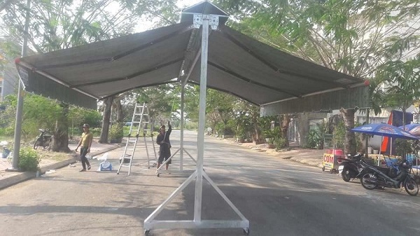 Mẫu mái che phù hợp cho những không gian rộng lớn và nhu cầu sử dụng cho việc che chắn nhiều