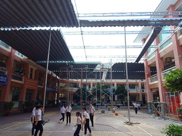 Mẫu mái che cho sân trường được ưa chuộng