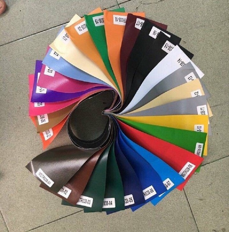 Bạt che nắng mưa có đa dạng các loại màu sắc Bạt che nắng mưa có đa dạng các loại màu sắc