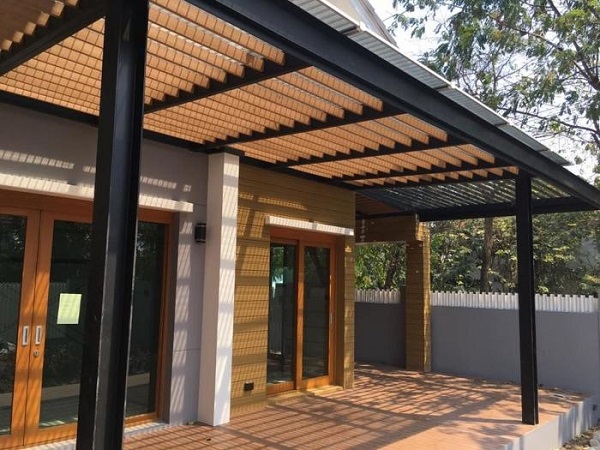 Lưu ý khi lắp đặt mái hiên tại Cần Giuộc