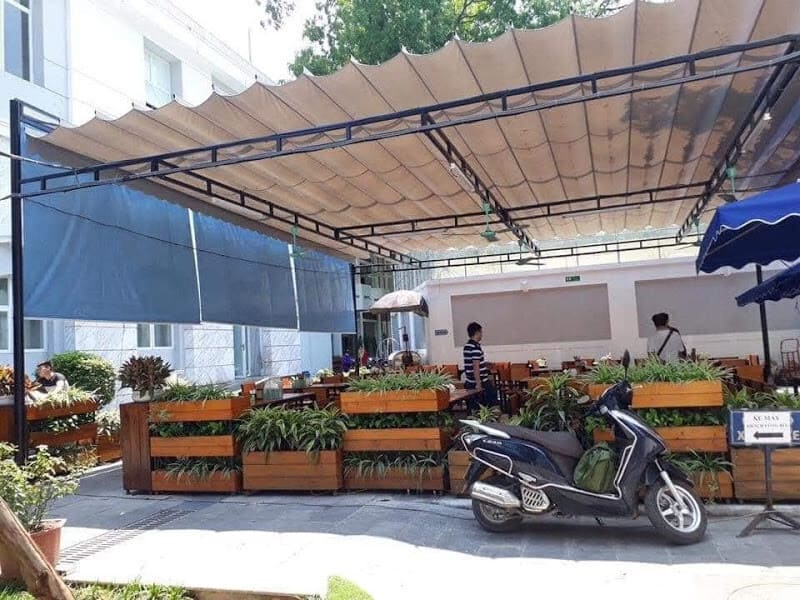 Ảnh: Mẫu mái hiên đẹp tại Thủ Đức