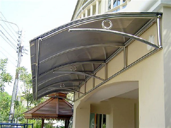 Mái vòm trước hiên nhà inox giá rẻ, nhỏ gọn, tối giản
