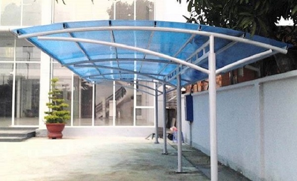 Mái vòm nhựa che nắng, che mưa cho xe cộ nhỏ gọn, tiện lợi
