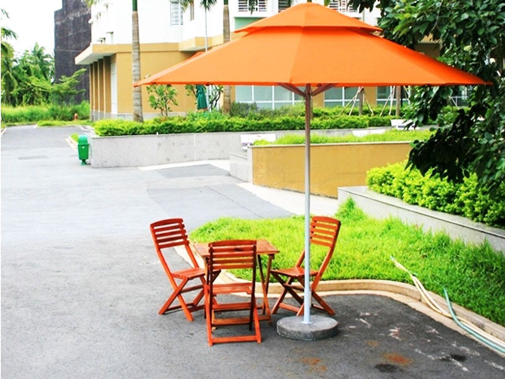 Để đảm bảo khả năng sử dụng tối ưu với thời tiết, bạn có thể cân nhắc sử dụng thêm các loại dù che