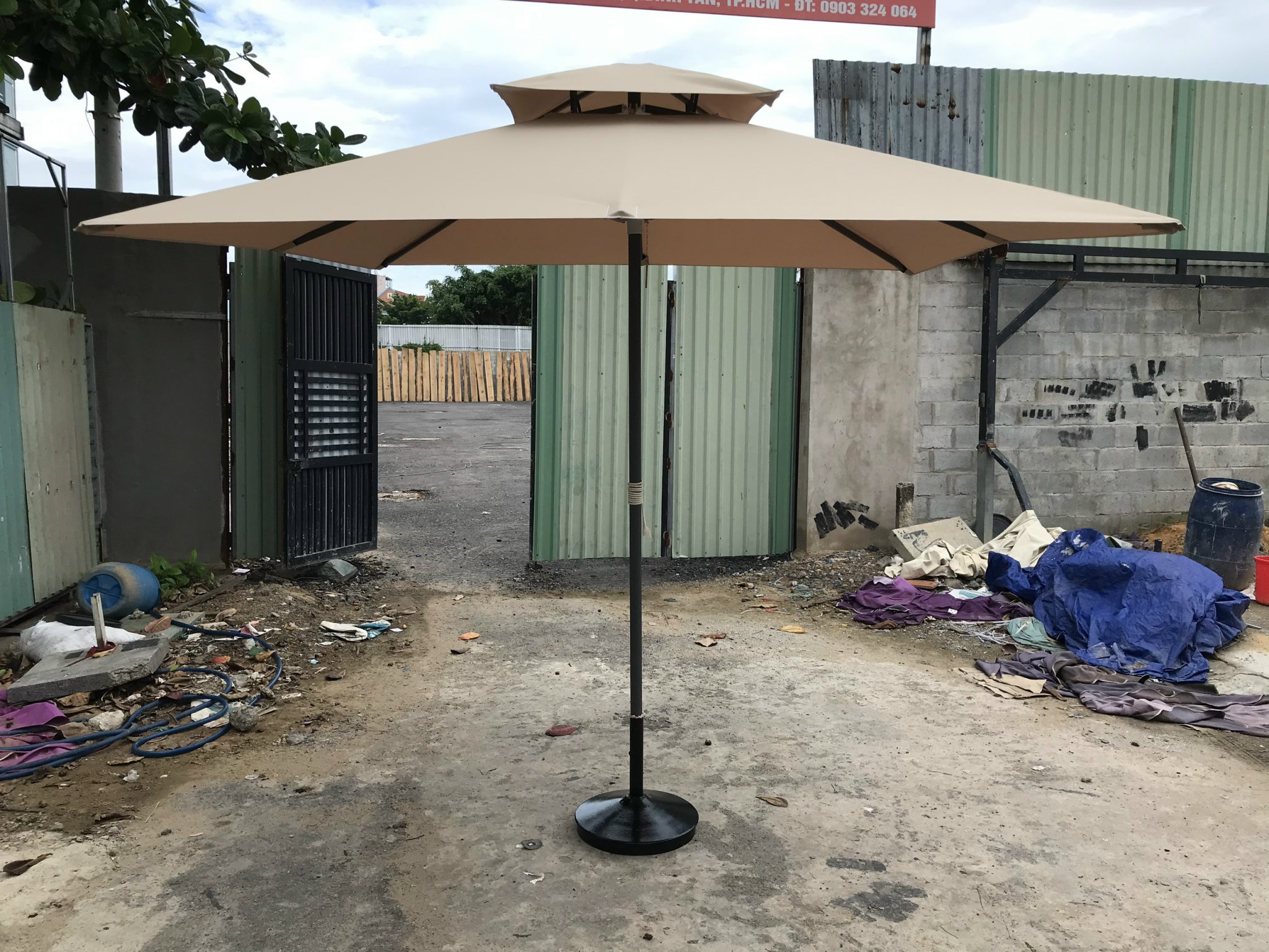 Mẫu dù che 02_ Dù che đứng tâm