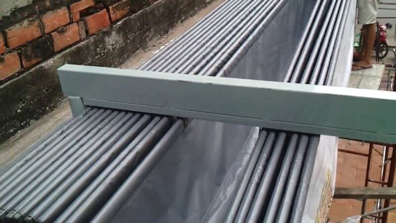 Mái hiên thiết kế rất chắc chắn