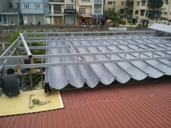 Những yếu tố ảnh hưởng độ bền mái xếp mà bạn nhất định phải biết