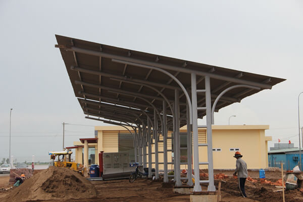 Chi phí lắp đặt mái tôn nhà xe quận 4