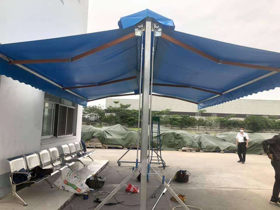 Bạt mái hiên phải có ít nhất 2-3 lớp với độ dày từ 0,45mm Bạt mái hiên phải có ít nhất 2-3 lớp với độ dày từ 0,45mm