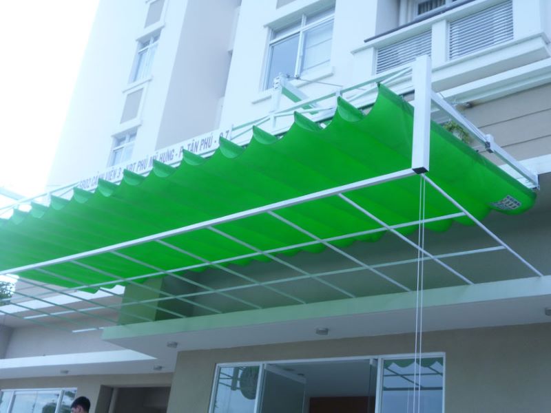 Bạt che mưa, bạt che nắng đa chất liệu cho người dùng lựa chọn