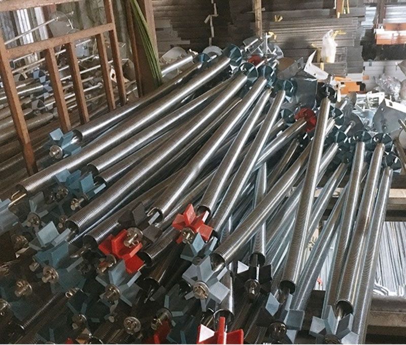 Dung cụ lò xo bạt tự cuốn ngày càng được ứng dụng phổ biến