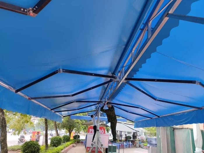 Thường xuyên kẹt tay quay với những mái che kém chất lượng