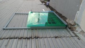 Mái trượt giếng trời motor tích hợp điều khiển từ xa