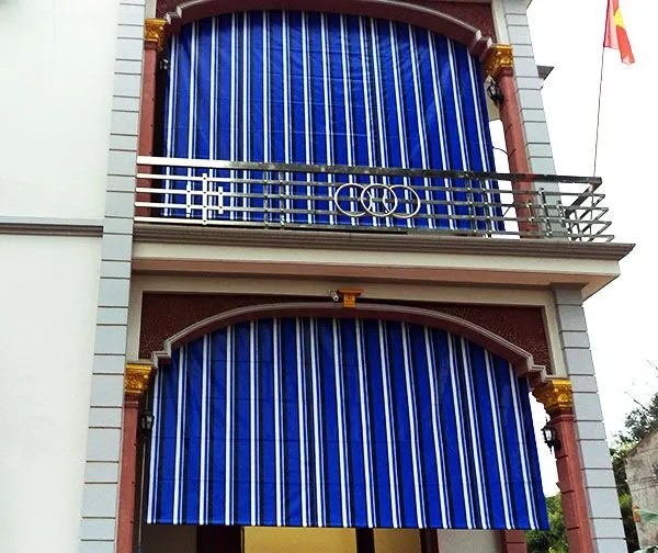 Bạt che nắng mưa PE (Polyethylene)