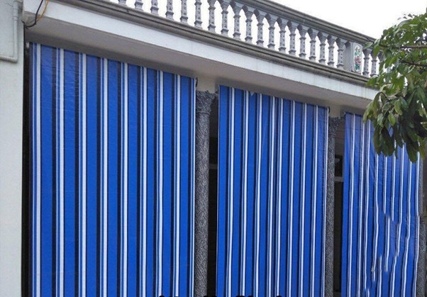 Bạt che nắng mưa PVC (Polyvinyl Chloride)