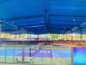 Dịch vụ lắp đặt mái che di động sân pickleball chuyên nghiệp tại phường Bồ Đề