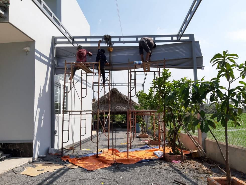 Cách lắp đặt mái che tránh đọng nước